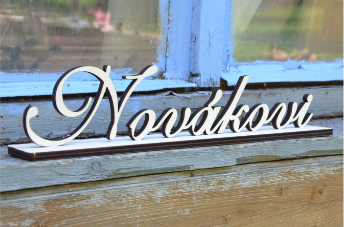 Dřevěný nápis - příjmení