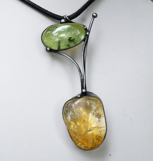 Leviatan...(pálený citrín, prehnit) 