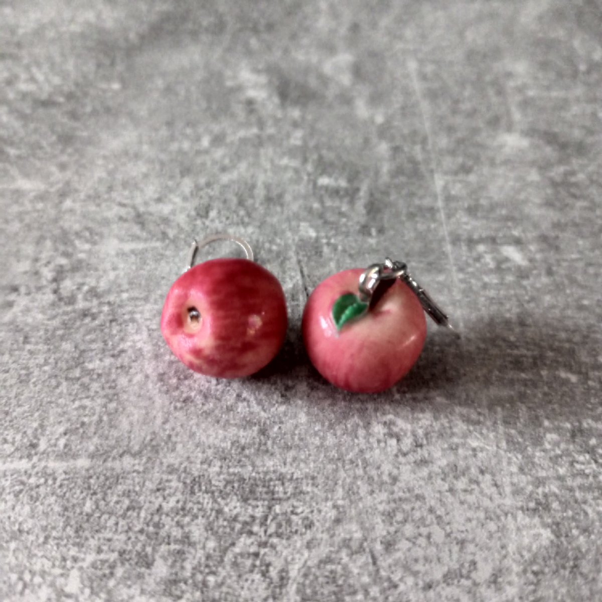 Náušnice jablíčka červená