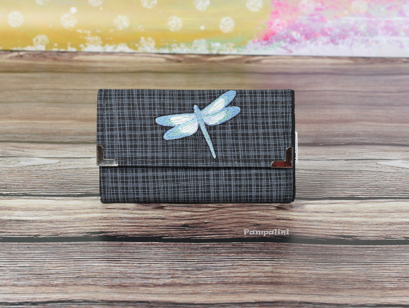 Vyšívaná peněženka - Vážka