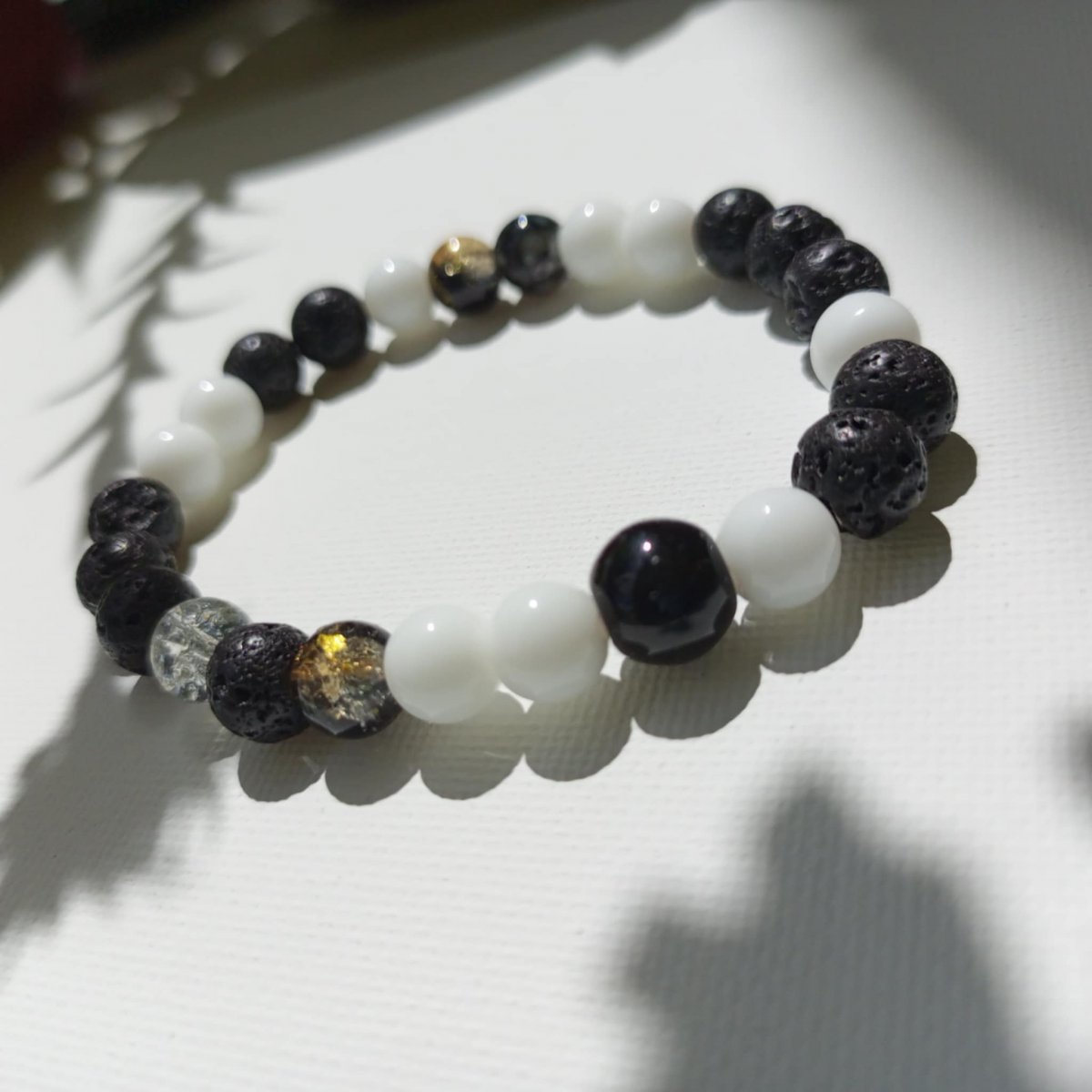 Náramek láva a Chalcedon