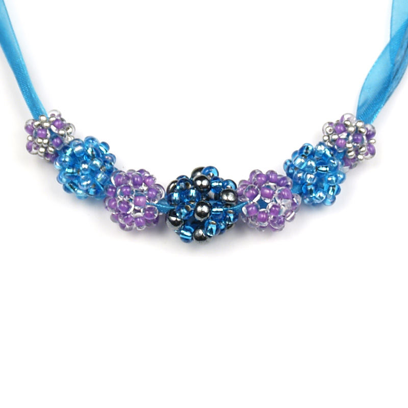 Tyrkysovo fialové kuličky