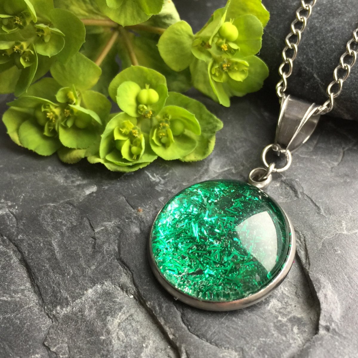 Zelené třpytky - přívěsek S.Steel