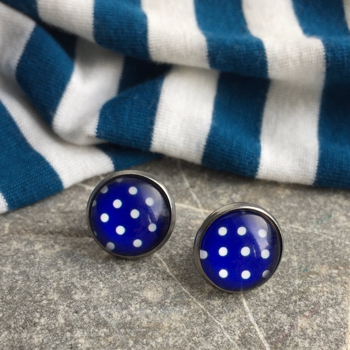 Tmavě modré puntíkaté - S.Steel