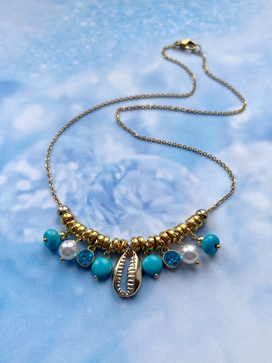 Náhrdelník s mušlí a zirkony