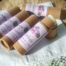 Poklad pečující o rty - fialkový