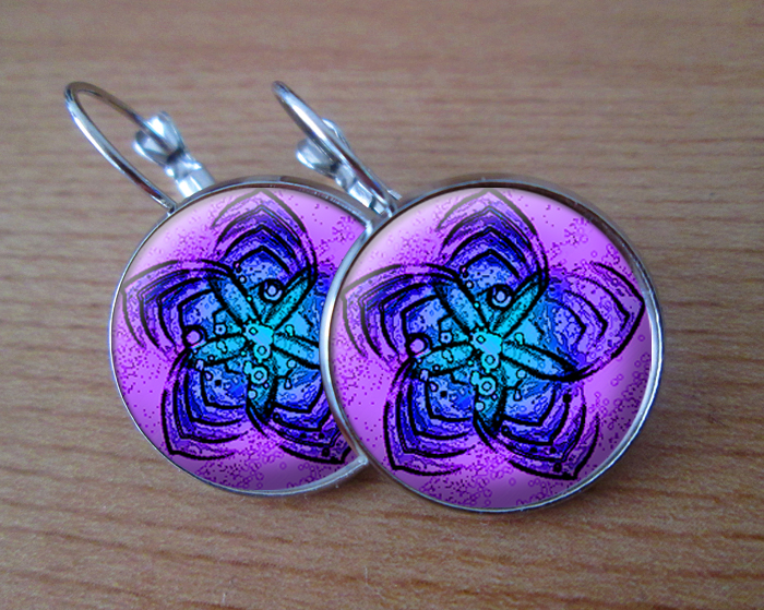 COOL VISACÍ NÁUŠNICE - Fialový leknín