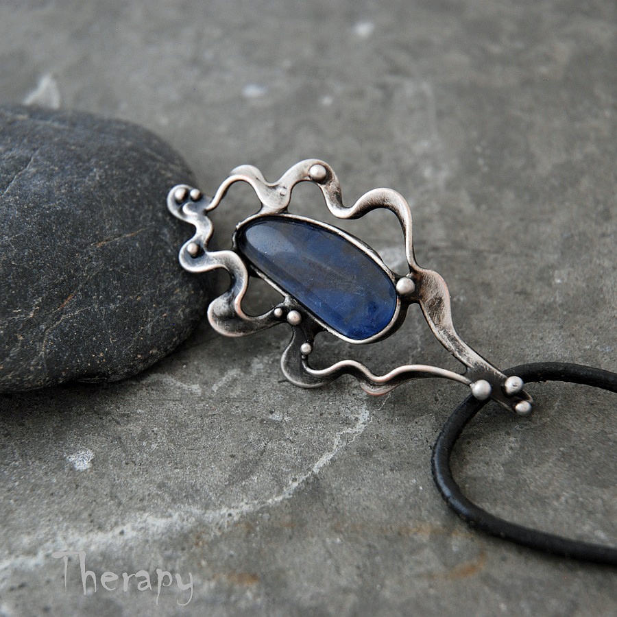 První dubový lístek