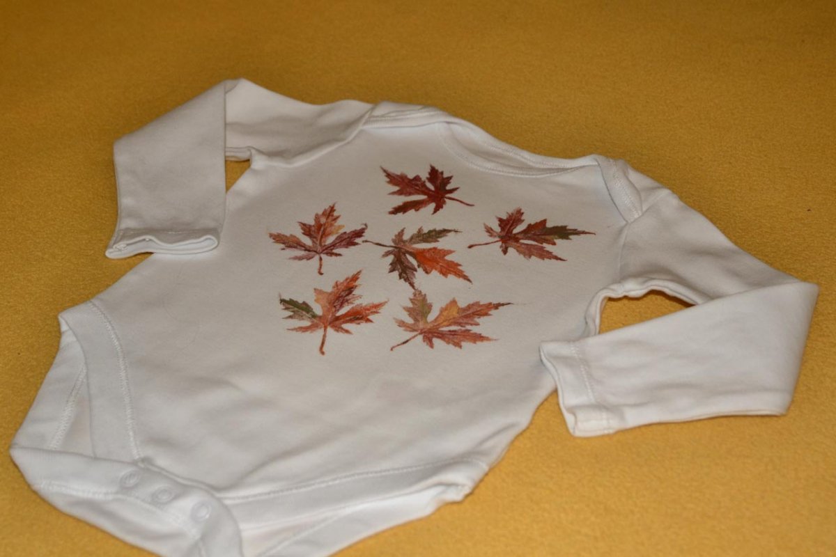 Dětské body s listy dlouhý rukáv, 12-18 měs.