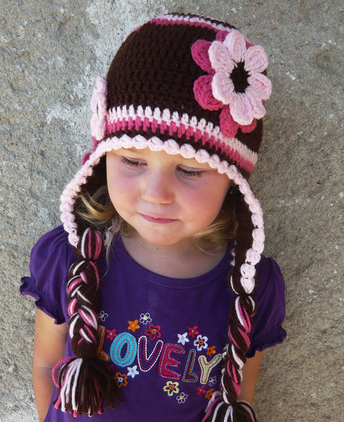 Háčkovaná ušanka 