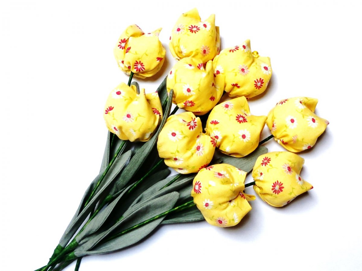 Když jaro přichází a tulipány rozkvétají. č 1049