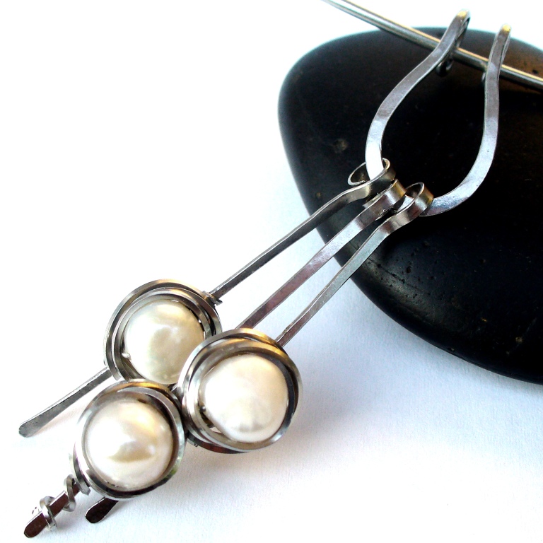 NÁHRDELNÍK  Sněží perly