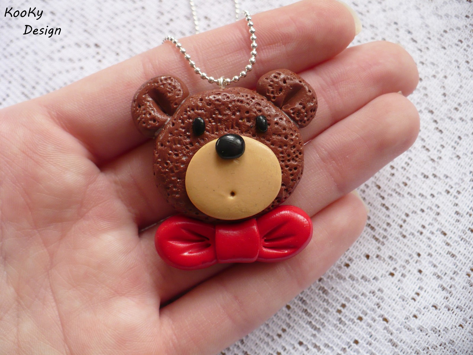 Náhrdelník - medvídek s mašlí