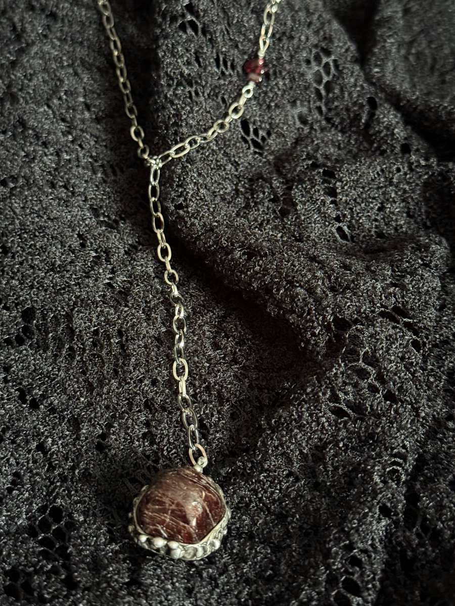 GRANÁT náhrdelník