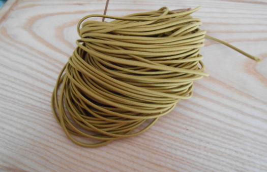 Pruženka kulatá 3 mm khaki na roušku (ústenku)