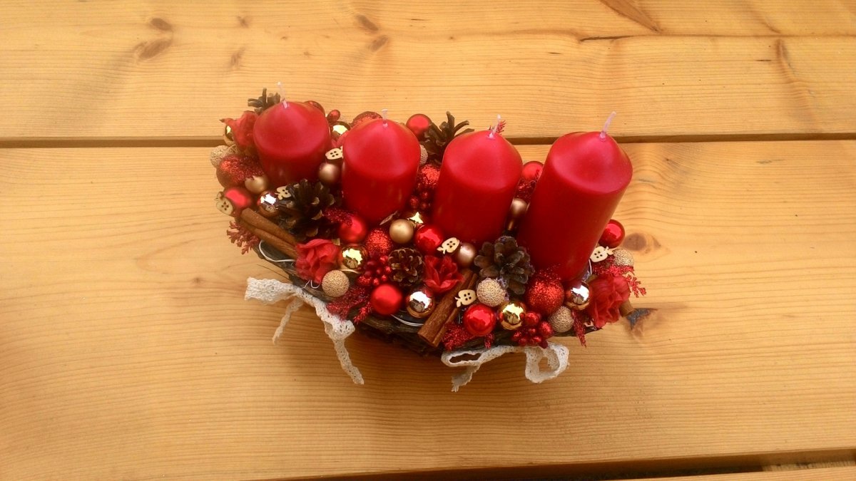 Košíček červený adventní (749/16)