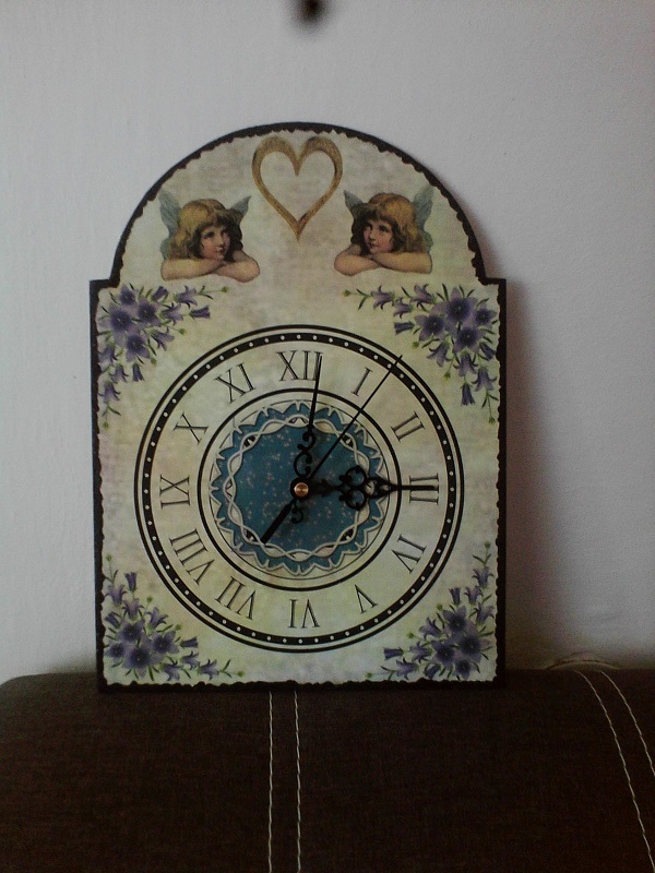 H.23 SELSKÉ HODINY-zvonek luční