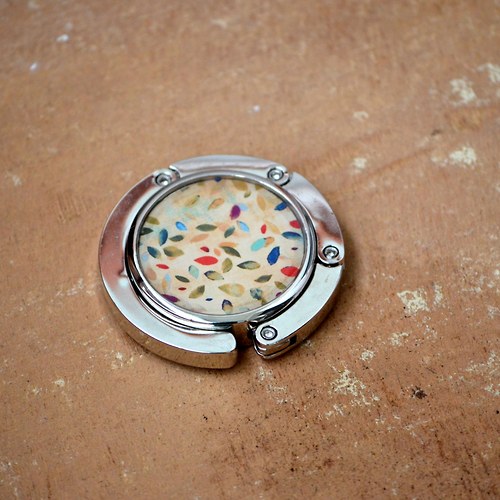 HÁČEK NA KABELKU - LÍSTKY