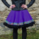 FuFu sukně fialová s lemem2 a s černou spodničkou