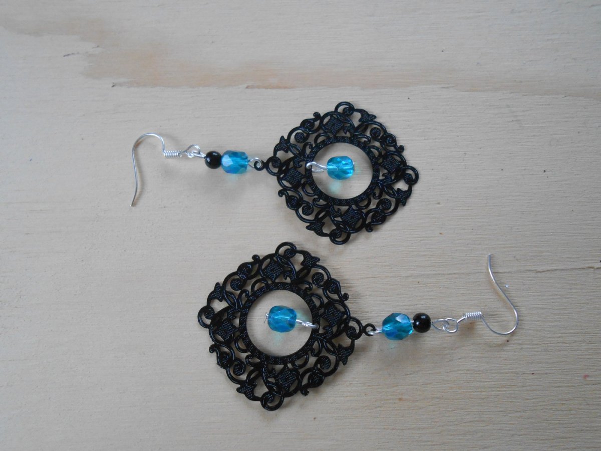 Náušnice černé (85/15)