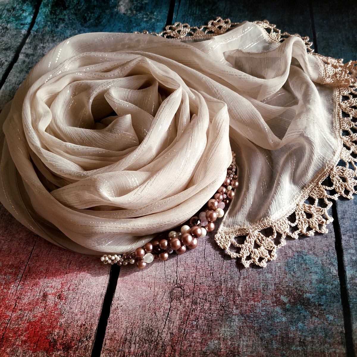 Vzpomínky na Rujanu - hedvábný šál cappuccino