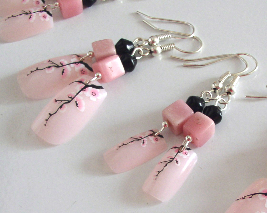 Náušnice... Ve stínu sakury