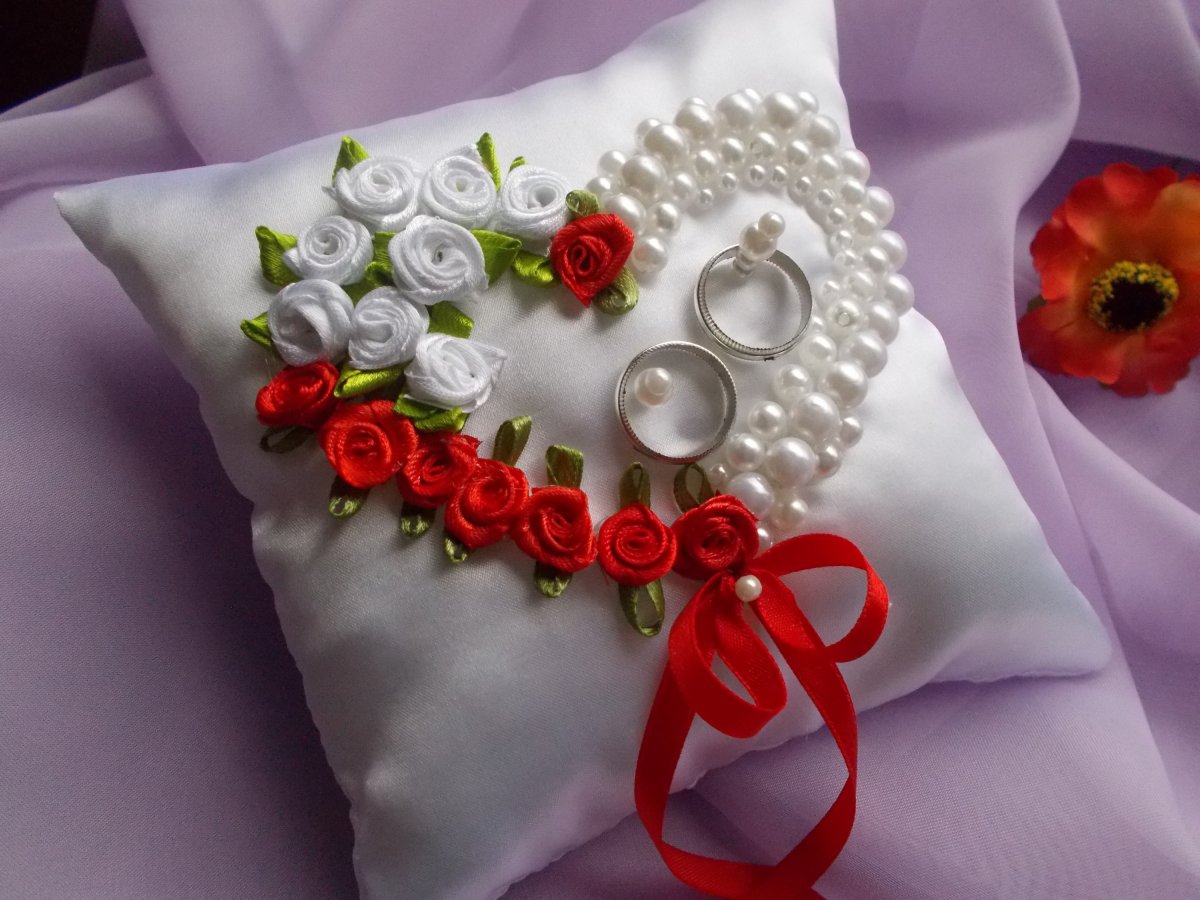 svatební polštářek