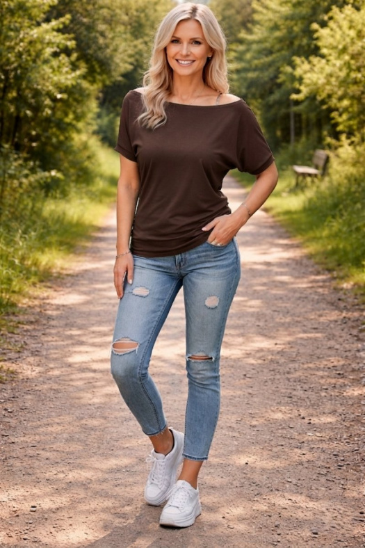 Tričko s širokým lodičkovým výstřihem - hnědá barva (viskóza) 