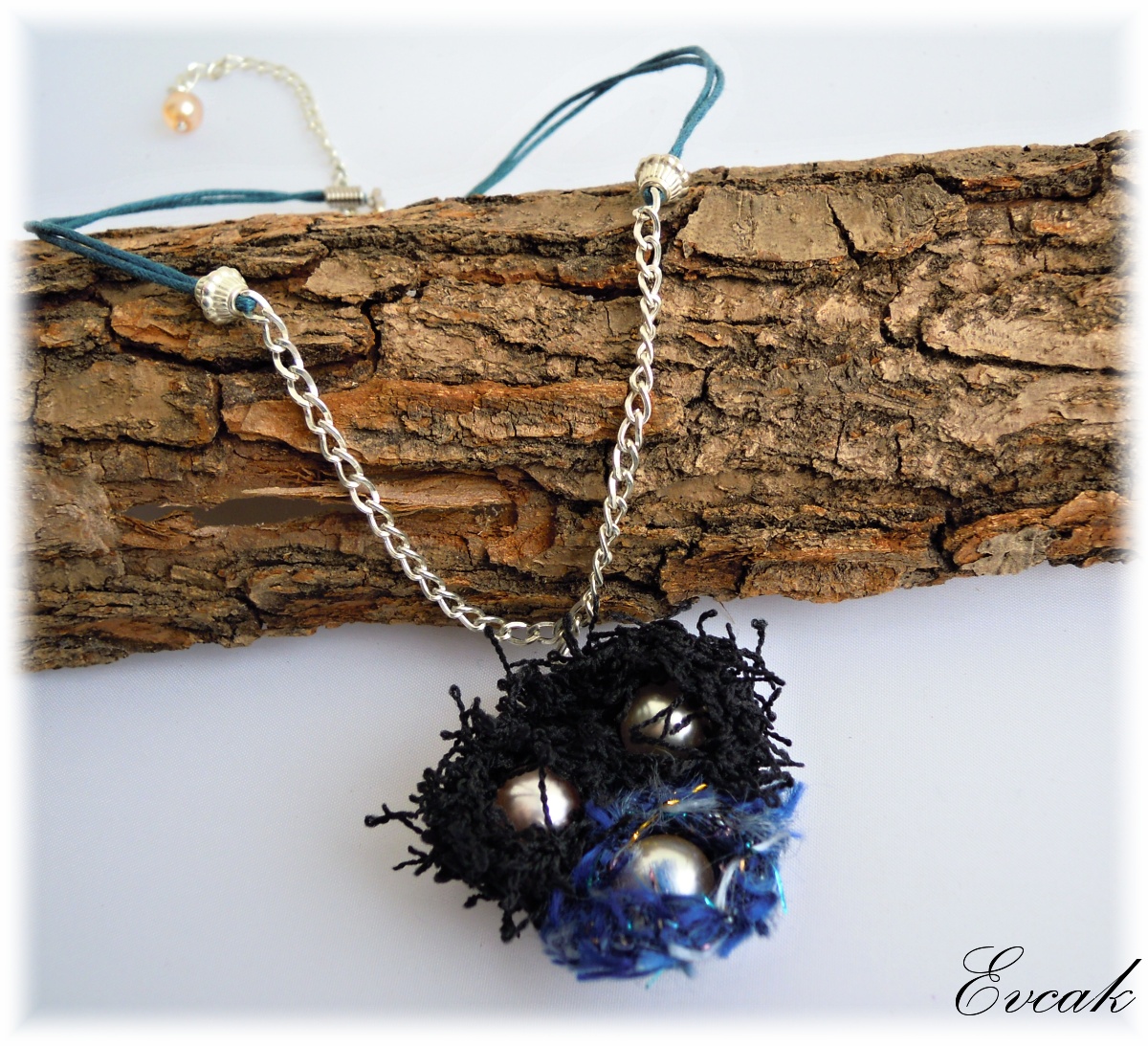 Náhrdelník perličkové hnízdečko