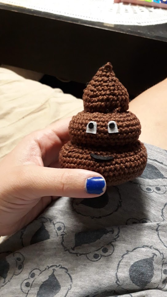 Háčované hovínko