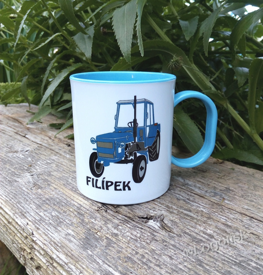 Plastový hrníček pro děti Traktor se jménem