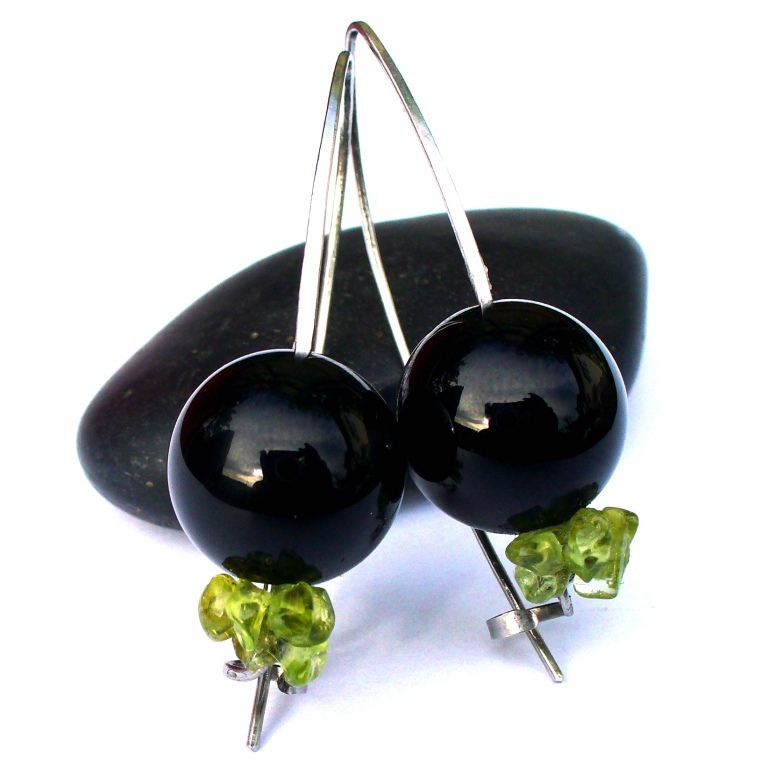 NÁUŠNICE  Zelené poležení