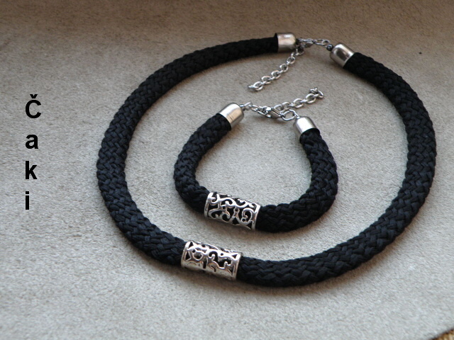 Černá nebo přírodní ?