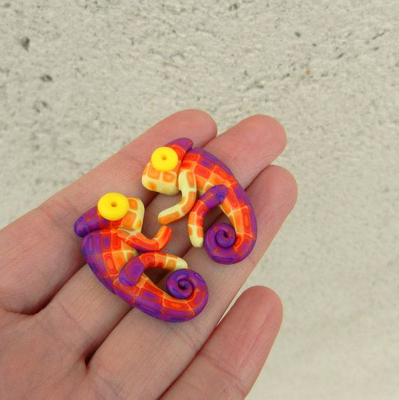 Chamíci žlutofialoví do uší