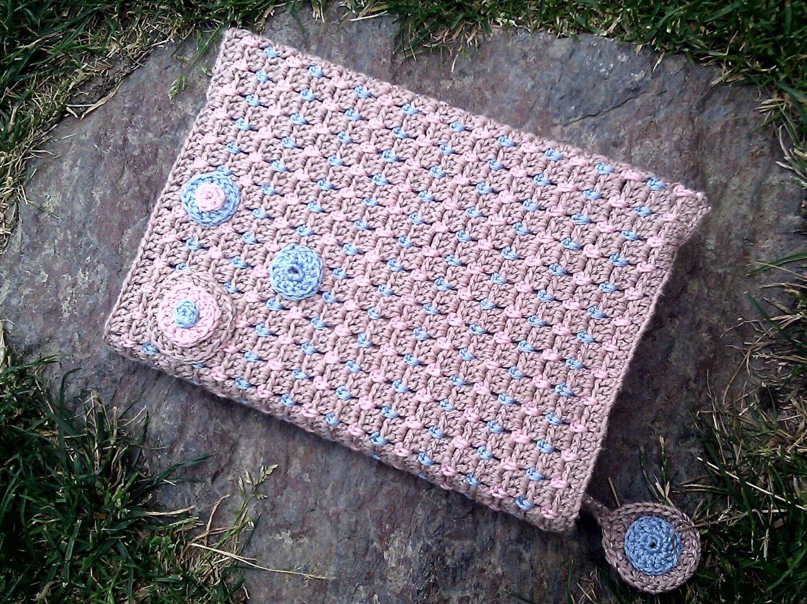 háčkovaný obal na knížku nebo diář  