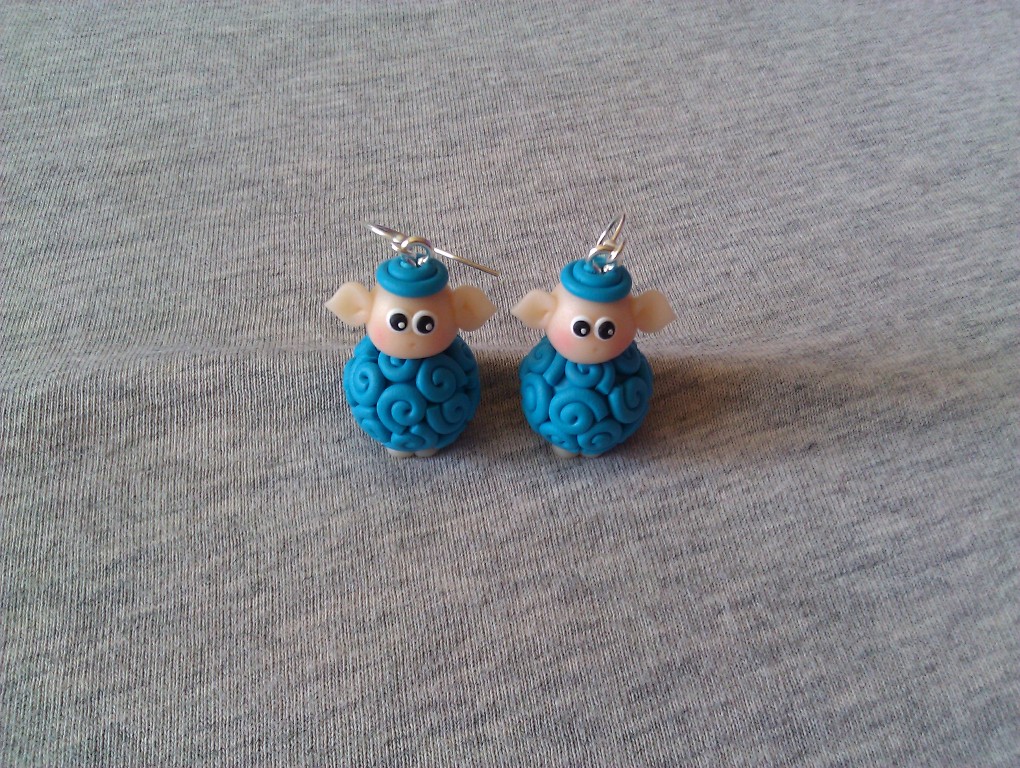 Ovečka ušatá modrá