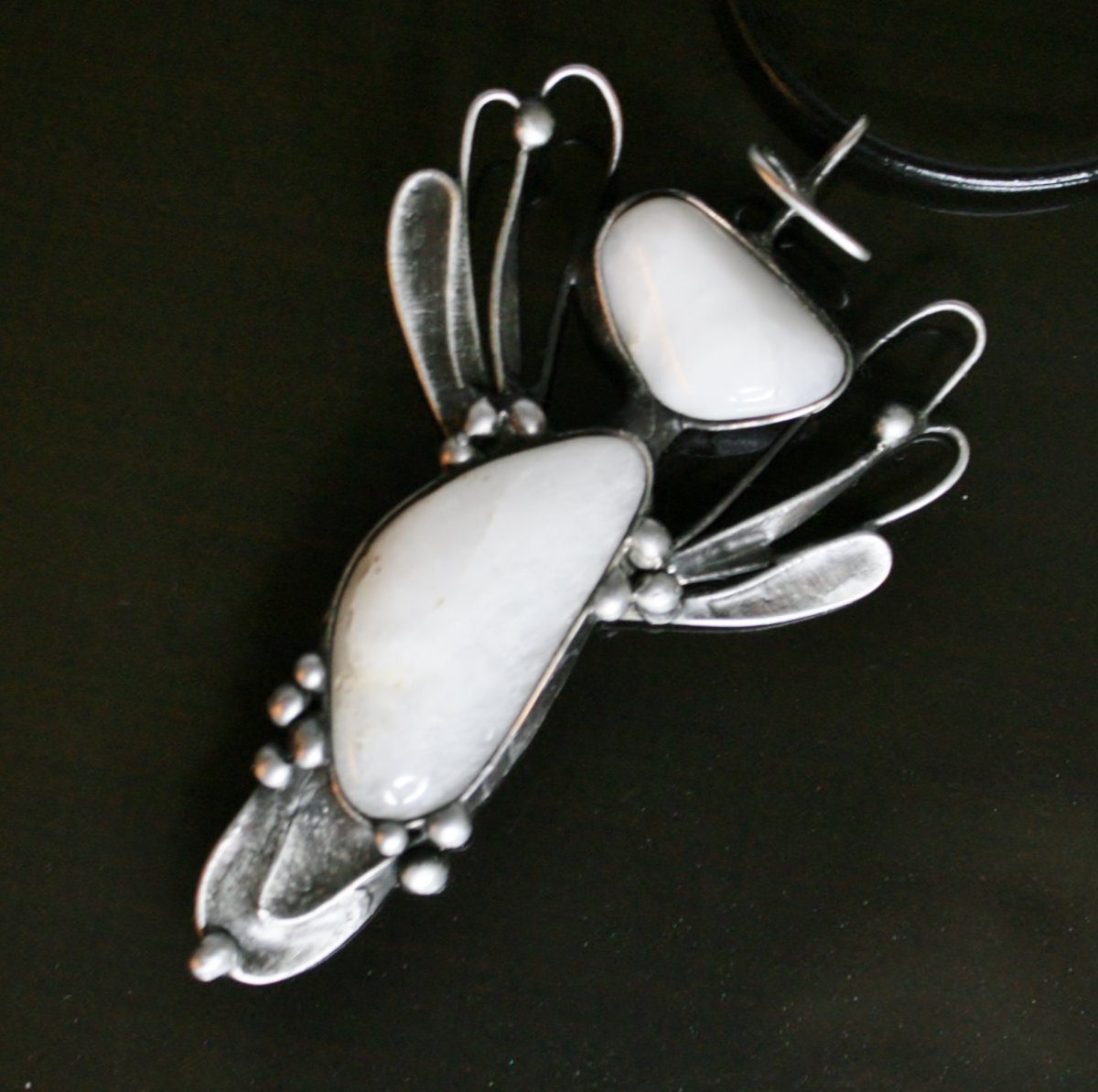 Andělíček strážníček - mléčný křemen