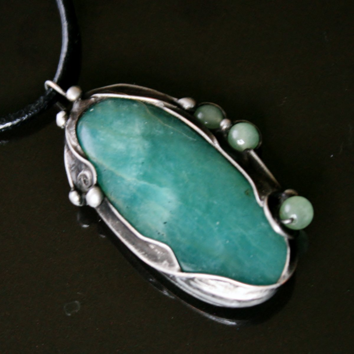 Tam někde v hlubinách - amazonit 