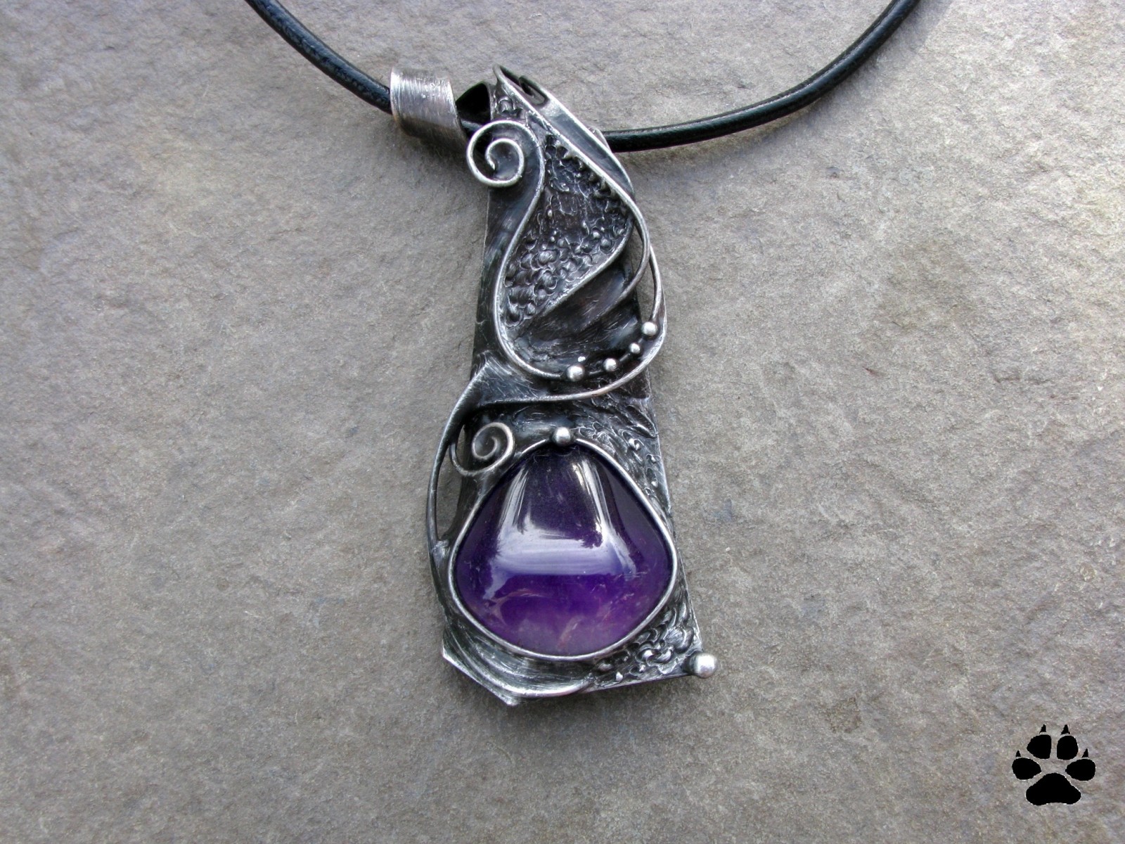 Záhadný...- ametyst