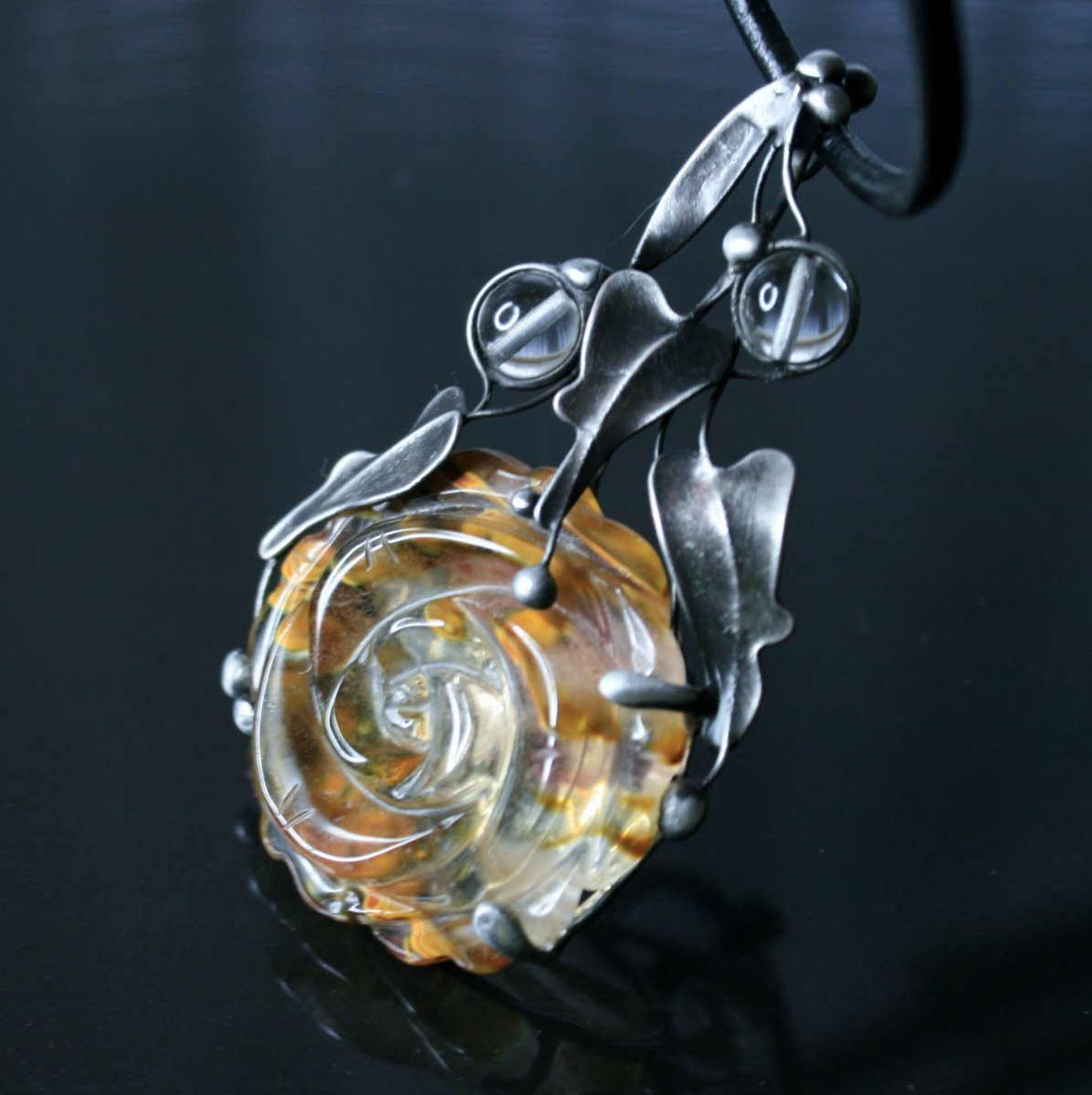 Kamenný květ - vulkanický křemen