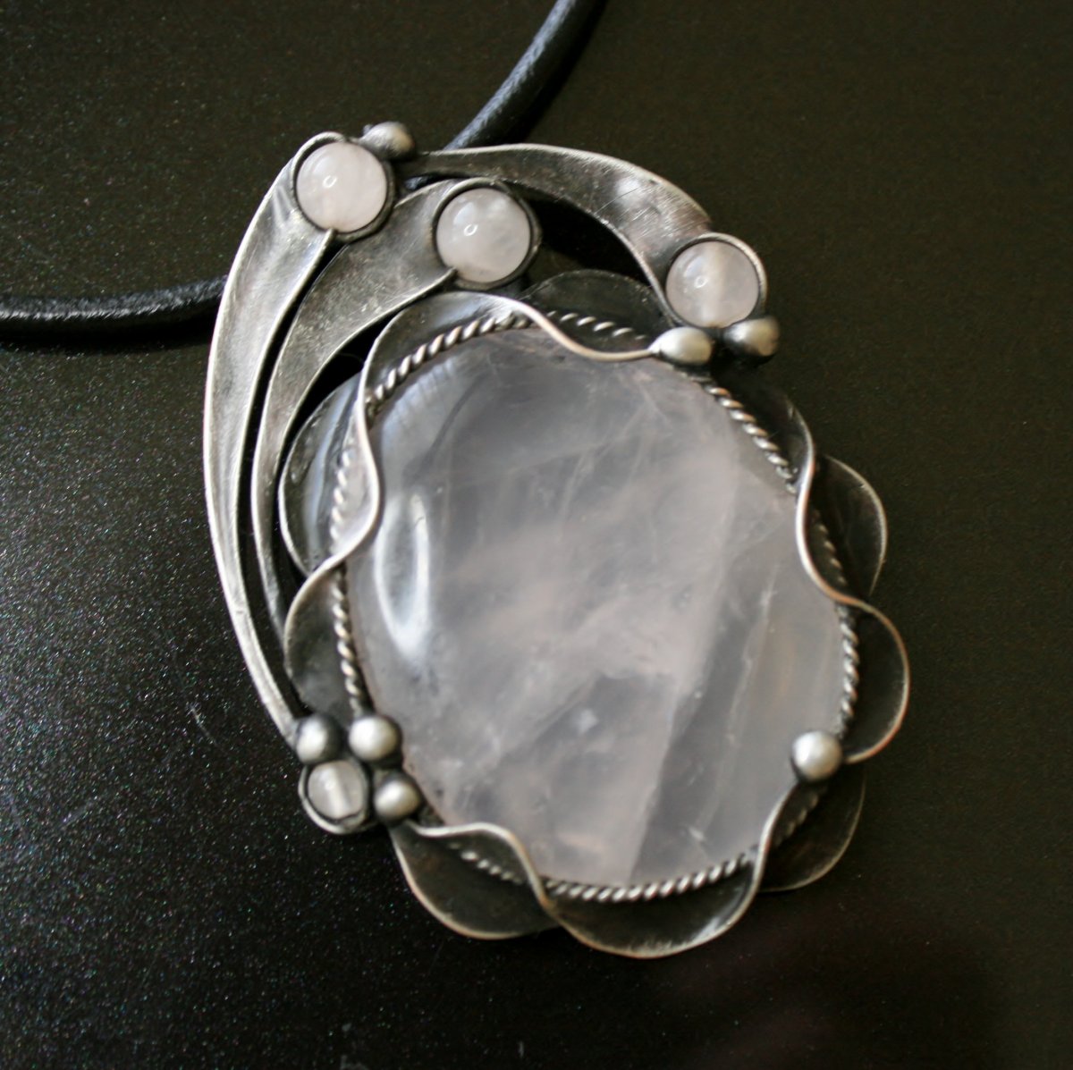 Něžná síla - růženín