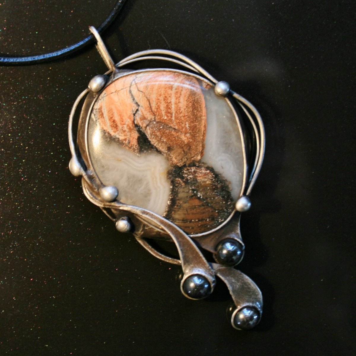 Doteky - Jaspis Brekcie  