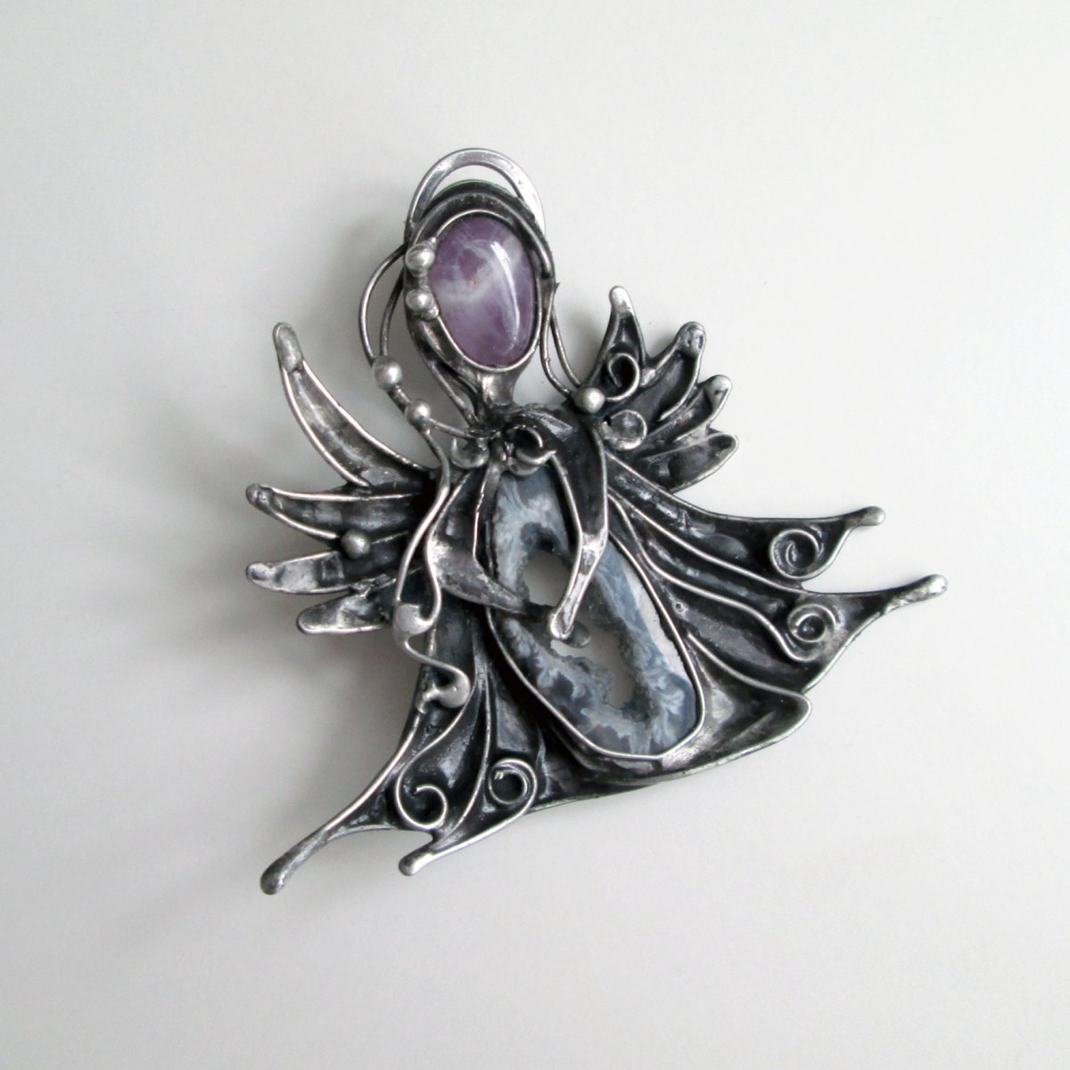 Andělka peříčková