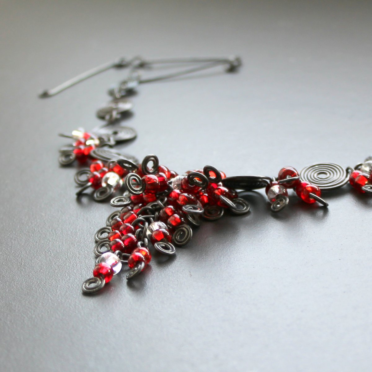 Červený hrozen se spirálkami