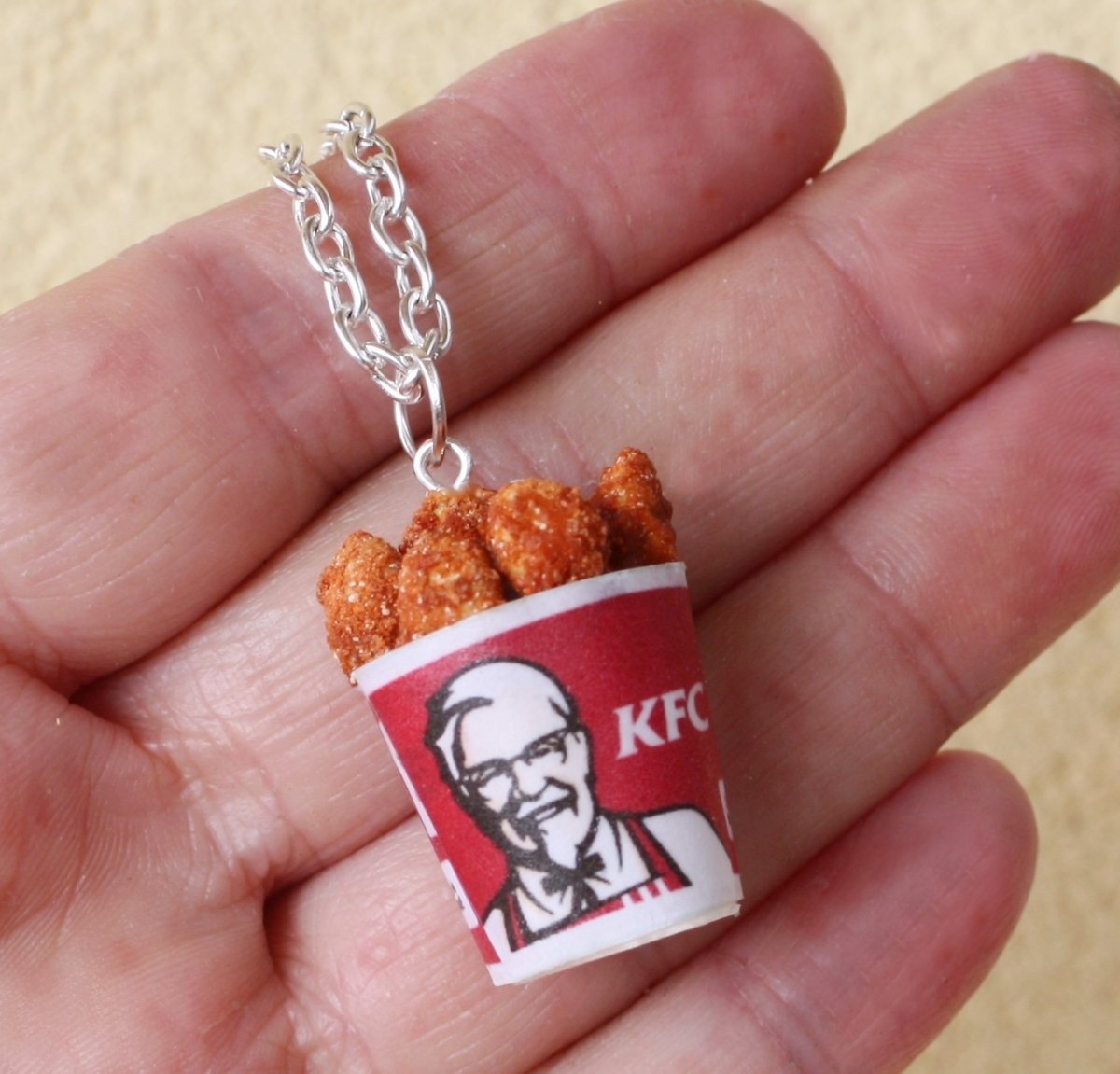 KFC  na krk
