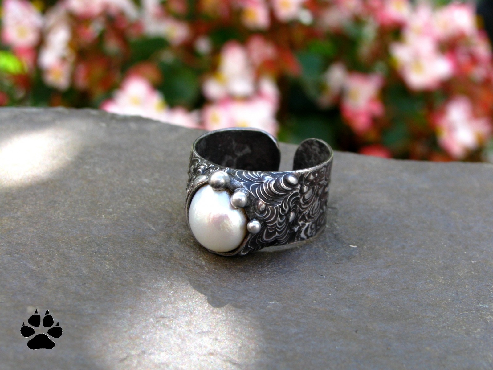 Prsten s říční perlou