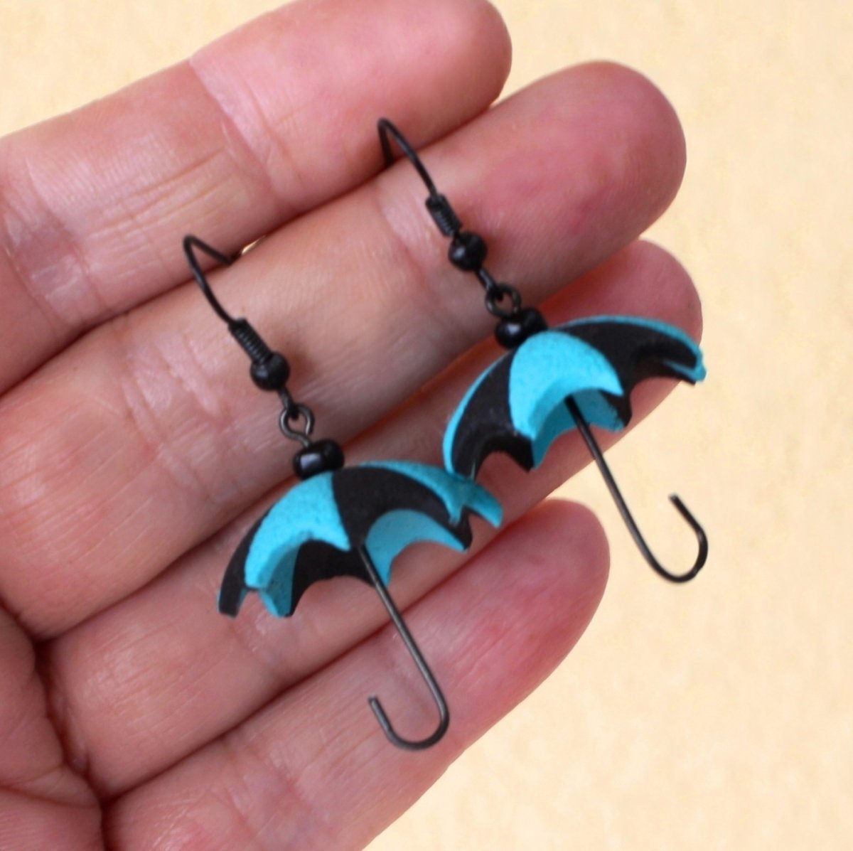 i v dešti elegantní ... deštníčky  ..  deštníky 