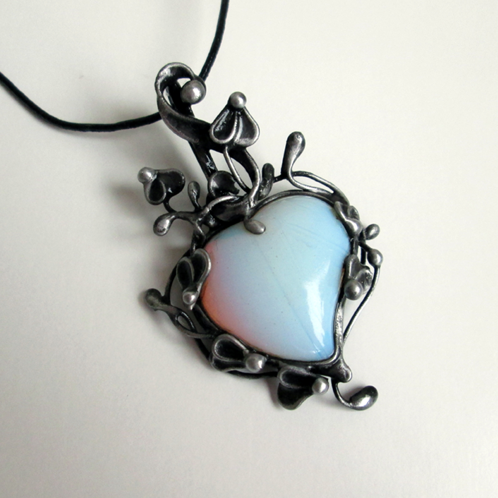 Opalitové srdíčko