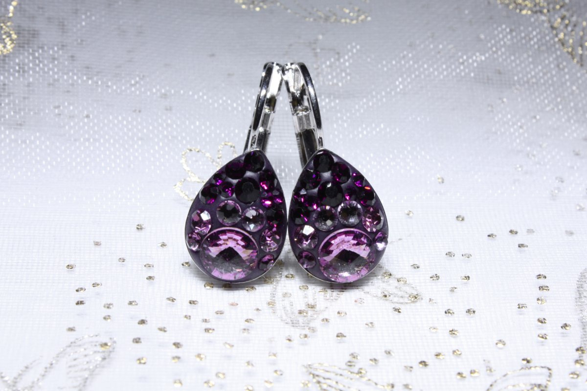 Růžovo-fialové kapky