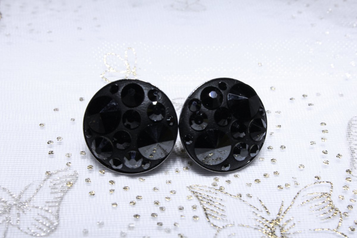 Střední černé náušnice